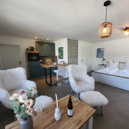 Haus Eintracht 3 Apartman *